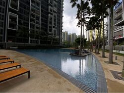 Prive (D19), Condominium #583690311